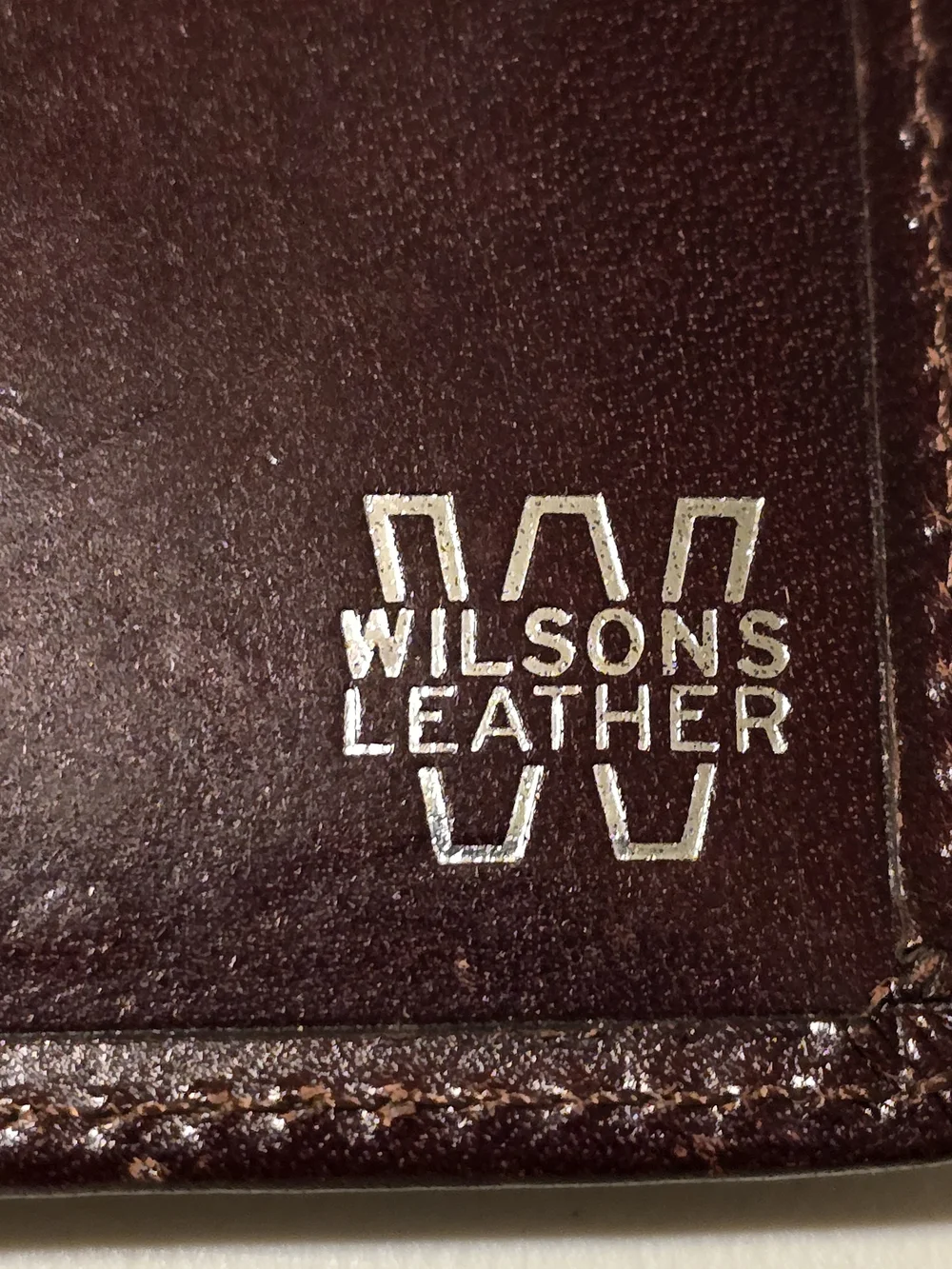 Vintage Wilsons Leather Italian Leather Dark Brown Wallet Multiple Card Slots